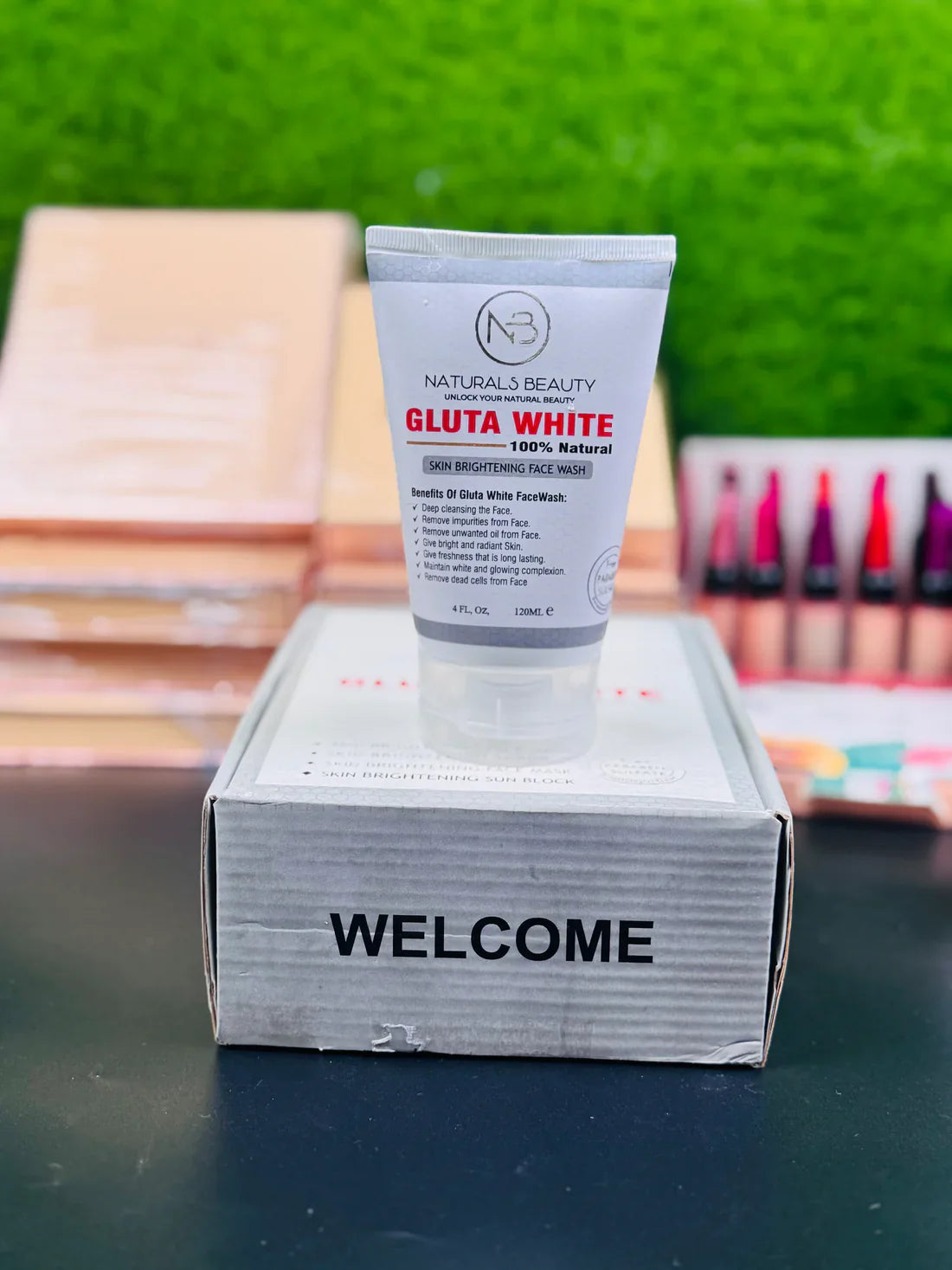 Gluta White  Face Wash